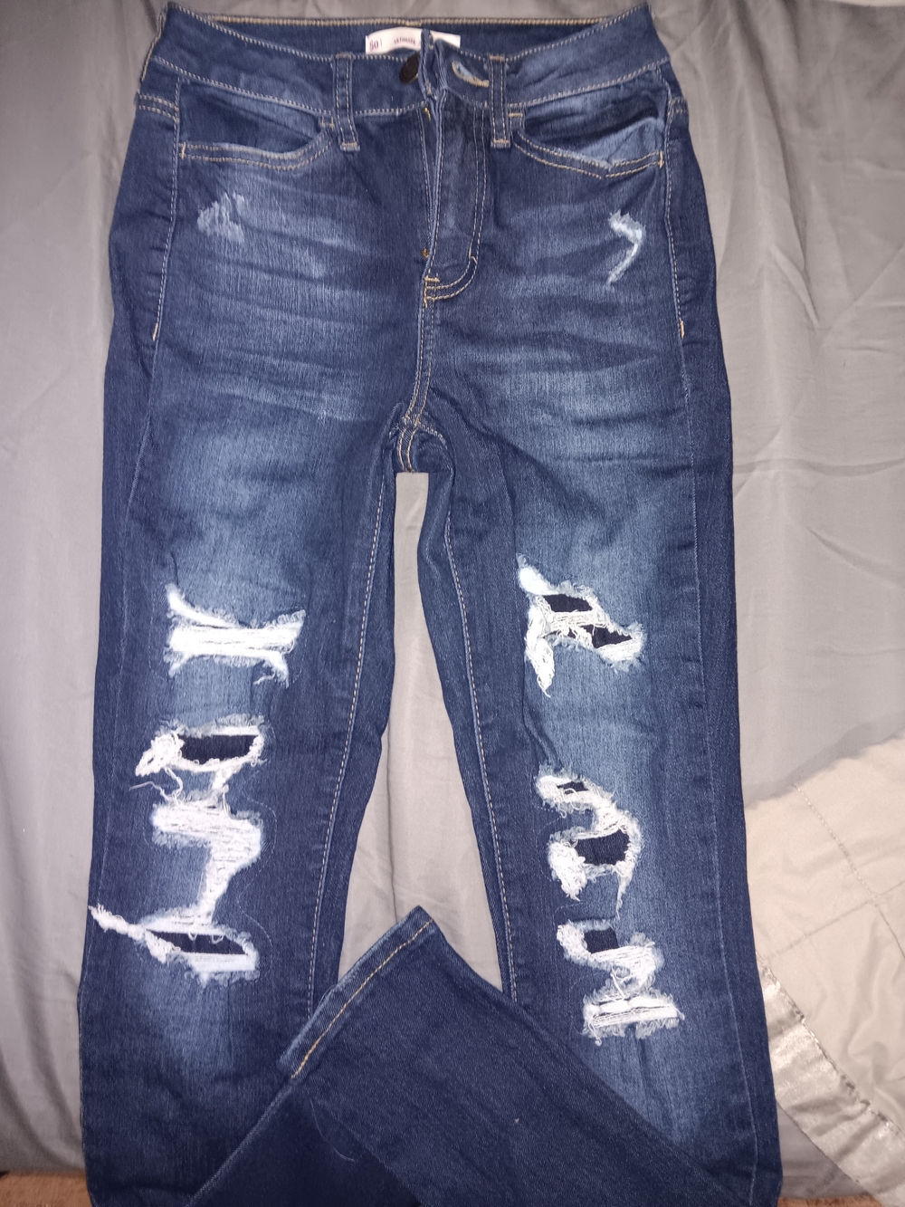 Women's Distressed Dark Blue Jeggings with Ripped Detail
